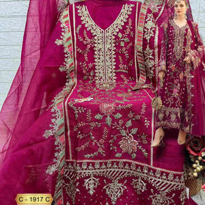 Comodidad sofisticada: Organza Shalwar Kameez con Dupatta bordada, parte inferior e interior de Santoon opaco para ropa de invierno - Product Image 1