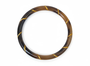 Brazalete de Cuerno de Búfalo Ecológico Hecho a Mano y Pulido para Mujer, Joyería Moderna y Sostenible para Bodas - Product Image 4