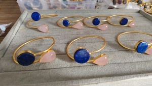 กำไลข้อมือหินธรรมชาติสำหรับผู้หญิง ขายส่ง ของขวัญ คุณภาพพรีเมียม เครื่องประดับคริสตัล กำไลแบบโซ่ จากผู้ผลิตจำนวนมาก - Product Image 4