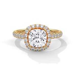 Anillo Solitario con Halo de Moissanita de Corte Cojín de 2.0ct y Banda Pavé en Plata de Ley 925 - Product Image 1