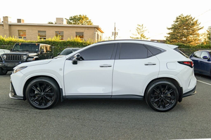 2024 L-e-x-u-s N X 350 F SPORT Handling AWD bajo kilometraje y precio asequible en stock listo para su envío - Product Image 6