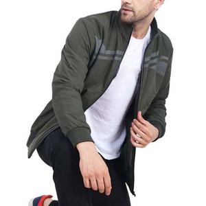 Nueva Chaqueta Bomber de Invierno para Hombre 2026 al por Mayor, Transpirable con Cremallera, Mangas Regulares, Estilo Urbano, Chaquetas de Poliéster OEM - Product Image 4