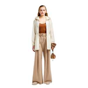 Chaqueta acolchada de alta calidad para hombre y mujer para uso diario e informal - Product Image 4