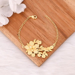 Pulsera de Eslabones de Latón Chapado en Oro, Joyería Moderna de Diseño Floral, Pulsera Personalizada para Mujer, Regalos de Aniversario - Product Image 4