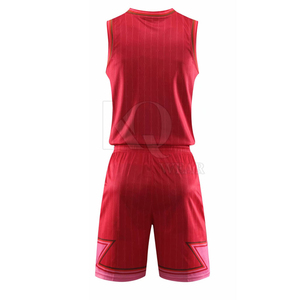 Dernier design, uniforme de basketball léger et respirant, sur mesure, grande taille, vêtements de sport avec fonction de séchage rapide pour hommes - Product Image 3