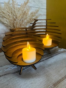เชิงเทียนไม้แกะสลักพร้อมขัดเงาสำหรับตกแต่งบ้านสำหรับเทศกาลคริสต์มาสจากอินเดีย - Product Image 4