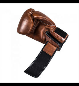 Venta al por mayor de guantes profesionales de cuero PU con logotipo personalizado Kick Boxing para escenas al aire libre - Product Image 5