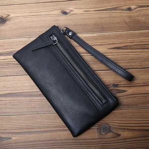 กระเป๋าสตางค์หนังแบบพับได้ป้องกัน RFID พร้อมที่ชาร์จไร้สายแบตเตอรี่สำรองขนาด6000mAh สำหรับการเดินทางและการใช้งานทางธุรกิจ - Product Image 2