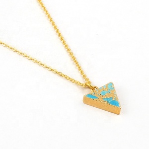 Peridot vert jade pierres précieuses pendentif collier bijoux trillion forme pendentif bijoux or plaqué pendentif cadeau pour le nouvel an - Product Image 3