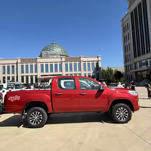 Vehículo de Lujo Estilo SUV/Pickup 2022-2023, Motor 44 de Gasolina Turbo, Techo Panorámico, Asientos Eléctricos, Transmisión Semi-Automática, Color Oscuro, R17 - Product Image 2