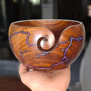 Cuencos de hilo de forma redonda de resina de alta calidad modernos para tejer y ganchillo cuenco de hilo de resina hecho a mano - Product Image 1