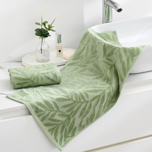 Serviettes Jacquard personnalisées Serviettes en coton élégantes Serviettes de bain absorbantes de luxe Qualité supérieure Ensemble Jacquard doux pour hôtel Spa Salle de bain - Product Image 5