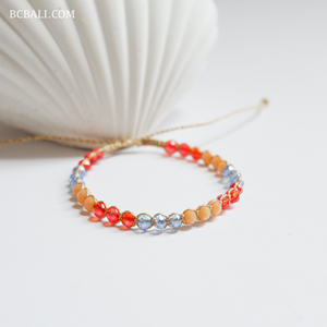 Elegante pulsera de cuentas de cristal hecha a mano con cuentas brillantes para una declaración de estilo a la moda. - Product Image 3