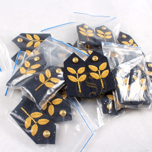 แผ่นปะแบบมีปกทำด้วยมือทำจากลวดทองแท่งฝรั่งเศสสำหรับเสื้อผ้าดีไซน์ตามสั่ง - Product Image 2