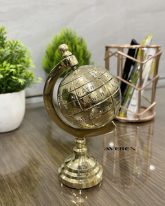 ที่ใส่ปากกาพร้อมนาฬิกาทราย รุ่น MetalEdge Craft Brass Mini Globe ดีไซน์เรียบหรู สำหรับใช้ในบ้าน สำนักงาน หรือโต๊ะทำงาน  ยูตะรากานด์ - Product Image 3
