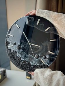 นาฬิกาติดผนังทำจากเรซินสำหรับผู้ใช้นาฬิกาแขวนผนังดีไซน์ศิลปะทำด้วยมือไม่เหมือนใครศิลปะจากอินเดีย - Product Image 6