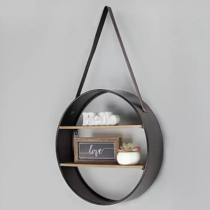 Estante colgante de pared de hierro y madera Vintage duradero con aspecto rústico perfecto para casas de estilo de granja e interiores de oficina - Product Image 4