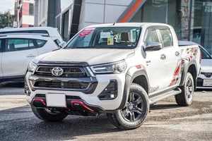 T-o-y-o-t-a usado al mejor precio Hilux WIDE BODY / TRD KIT / 4.0L V6 A/T GASOLINA - Product Image 2