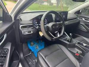 Vehículos SUV Emgrand 2023-2025 FWD Usados, Color Interior Claro, Opciones de Motor a Gasolina y Eléctrico, Precio Económico en Línea, China - Product Image 2