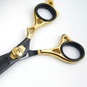 Tijera de salón de peluquería de acero inoxidable negro dorado profesional, tijera de corte de pelo elegante para salón de belleza con punta de hoja afilada - Product Image 5