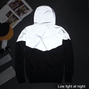 เสื้อแจ็กเก็ตผ้าหนาสะท้อนแสงสำหรับผู้ชายเสื้อกันลมผ้าสองชั้นแจ็คเก็ตฮิปฮอประบายอากาศไซส์พิเศษ - Product Image 2