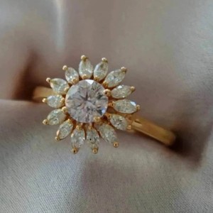 Anillo de compromiso de oro macizo de 14K VVS Moissanite para mujer, Diamante de corte Marquesa Original con certificado IGI, forma de flor de boda - Product Image 5