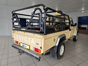 FOURNISSEUR GLOBAL DE CAMIONS PICK-UP Land'Cruisers 79 4.2D 2022 d'occasion en bon état pour USAGE GÉNÉRAL - Product Image 3