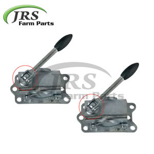 Manténgase a la vanguardia con JRS Farmparts Descubra la seguridad inigualable del remolque con abrazaderas de mango móvil - Product Image 1
