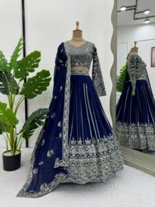 Vêtements de mariage de créateur Lehenga Choli avec fil et séquence - Product Image 5