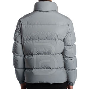 Best-seller Veste matelassée de qualité supérieure pour hommes Nouveau design avec fermeture éclair lourde à col montant pour plus de confort - Product Image 3