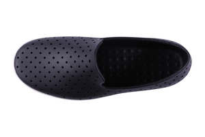 รองเท้าแตะแบบสวมปิดนิ้วเท้า วีแกน ผลิตจากวัสดุ EVA ระบายอากาศได้ดี กันน้ำ น้ำหนักเบา กันลื่น นุ่มสบาย เหมาะสำหรับฤดูร้อนและฤดูหนาว - Product Image 4