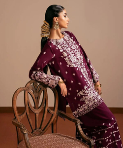 Kurta court pour femmes vente en gros Logo personnalisé conception dernier Style tenue décontracté imprimé indien et pakistanais court Kurtis - Product Image 1