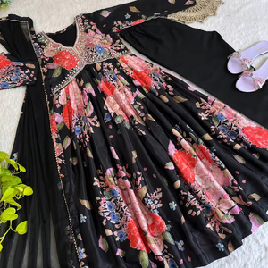 Último diseñador Pure Chinon Silk Printed Work Anarkali Kurti Set por FabZone - Product Image 1
