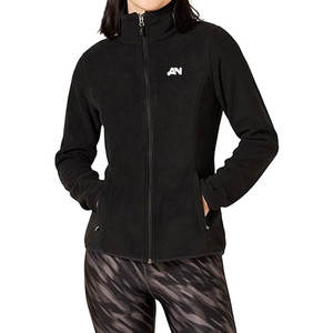 Vêtements de sport d'hiver pour dames Vêtements de haute qualité en coton tricoté respirant à porter sur le dessus Dernier design à col montant Fabriqué au Pakistan - Product Image 1