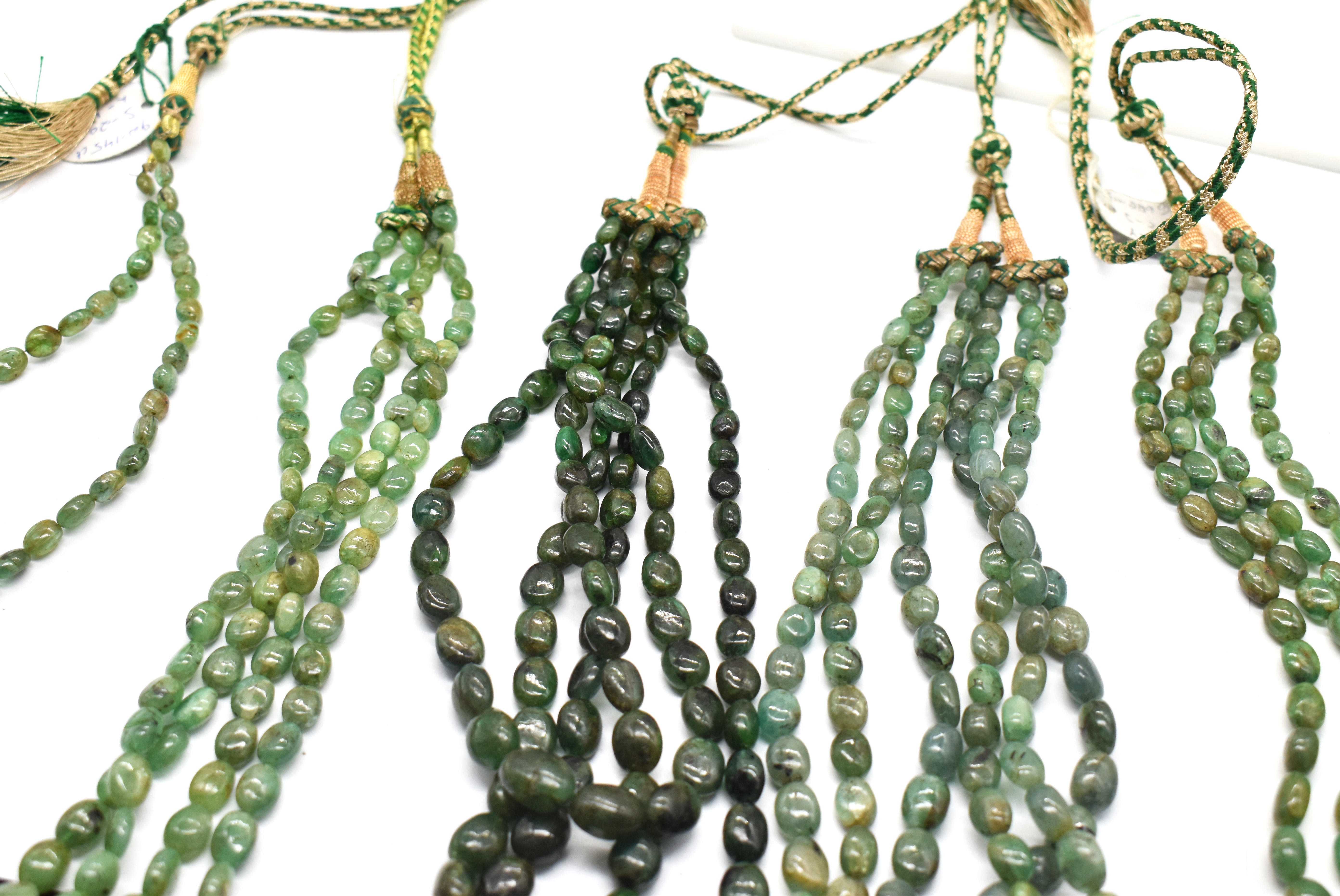 สีเขียว