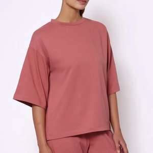 T-shirt surdimensionné pour femme du Pakistan Comfort Cool Style Casual Plus Size Solid Pattern avec logo Puff Printing 2026 - Product Image 3