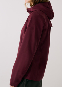 Elegante chaqueta cortavientos ligera para mujer Indemand transpirable repelente al agua al aire libre abrigo con capucha con logotipo personalizado - Product Image 5