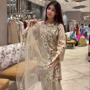 Hilos de Bordado Chinnon Pesados con Lentejuelas y Espejo Real para Salwar Kameez - Diseño de Encaje Elegante de Secado Rápido para Fiestas de Mujeres - Product Image 1
