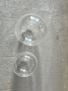 Bolas de vidrio hechas a medida en tamaño de 2,5 pulgadas con agujeros ideales para proyectos de arte y artesanía adecuados para reventa - Product Image 3