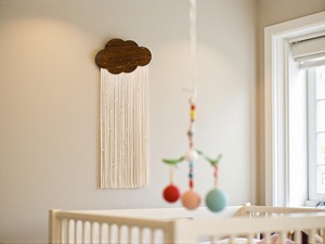 Tapiz de Pared de Macramé con Diseño de Nube de Madera para Decoración de Habitaciones Infantiles y Exhibición de Temas de Fiesta con un Estilo Lindo y Juguetón - Product Image 3