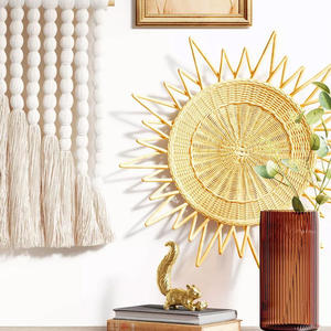 Nuevo Producto de Moda, Decoración de Pared con Diseño de Sol, Hecho con Ratán en Forma Redonda para el Hogar, Fabricado por VgreenArt en Vietnam - Product Image 3