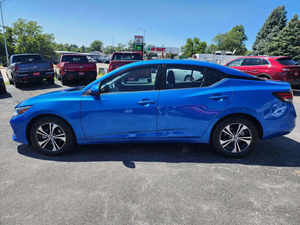 Nissan Sentra-SV 2023 Estándar de Fábrica, Sedán de 4 Puertas - Product Image 3