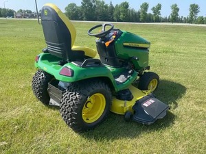 Tracteur de jardin John pour tondeuse à gazon Deere X580 bon marché et d'occasion à vendre - Product Image 3