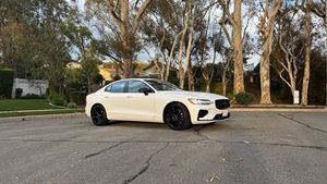 2023 S60 Recharge T8 Plus Black Edition ไมล์น้อย เครื่องยนต์อัตโนมัติ หลังคาพาโนรามา ไฟ LED พร้อมส่ง - Product Image 3