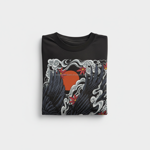 Camiseta de algodón negra oversize para hombre con estampado de cuervo y sol rojo, arte de nubes de estilo folclórico oscuro, secado rápido, logotipo personalizado OEM - Product Image 4