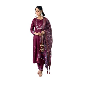 Premium Export Viscose Chanderi Tissu Dernier Travail De Broderie Salwar Costume pour Femmes Filles Cadeau Utilisation Quantité De L'Inde - Product Image 1