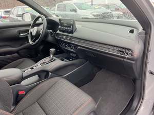 IMPRESIONANTE HONDA HR-V SPORT AWD CON TRANSMISIÓN AUTOMÁTICA Y ASIENTOS DE CUERO - Product Image 4