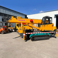 Grue araignée sur chenilles 10T certifiée CE, personnalisable directement de l'usine pour la levée de murs-rideaux en verre et la construction extérieure