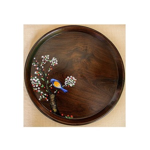 Vajilla de decoración de mesa, bandejas de madera para servir comida, bandeja de madera de forma redonda de tendencia superior para fiesta de boda - Product Image 1