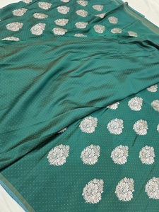 Lanzamiento del Último Sari de Seda Mashru Kataan de Diseño, con Trabajo de Tejido Completo, Incluye Blusa Sin Coser con Buti - Product Image 4